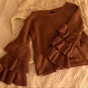 Bell Sleeve Top 🍃